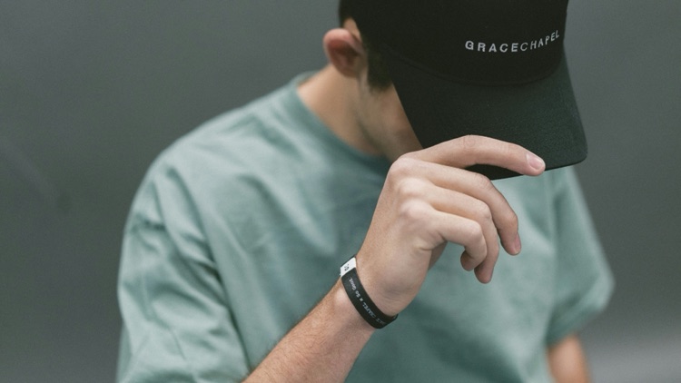 How to Choose an OEM Golf Cap Manufacturer for Private-Label Programs